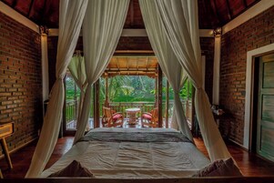 Deluxe Cottage, Garden View | 1 bedroom, desk, free WiFi, bed sheets