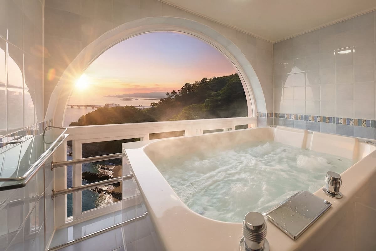 Basic Room, 1 Bedroom (Room 203) | 1 bedroom, free WiFi