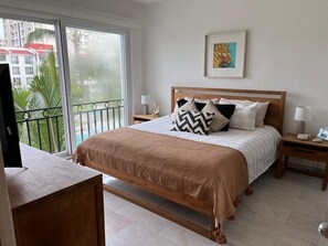 2 quartos, ferros/tábuas de passar roupa, Wi-Fi, roupa de cama