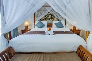 Superior Villa, Pool View | In-room safe, desk, blackout drapes, soundproofing - Karang Island Villa  (Lembongan Island)