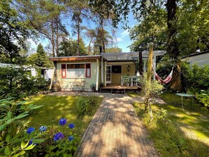Exterior - The Sunbird Inn with luxury bathroom & sauna in quiet resort with many amenities (Diessen)