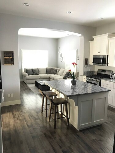 Charming 3-bedroom house in Coeur d'Alene with AC, WiFi