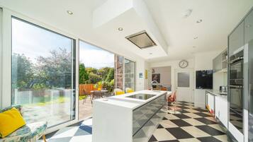 House | 5 bedrooms