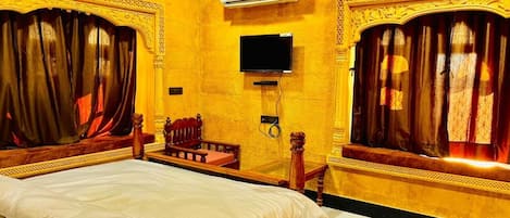 Superior Room, Hill View | Desk, laptop workspace, free WiFi