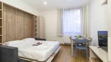 1 chambre, fer et planche Ă repasser, Wi-Fi, draps fournis