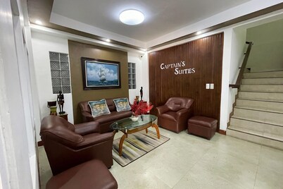 Captains Suites Albay