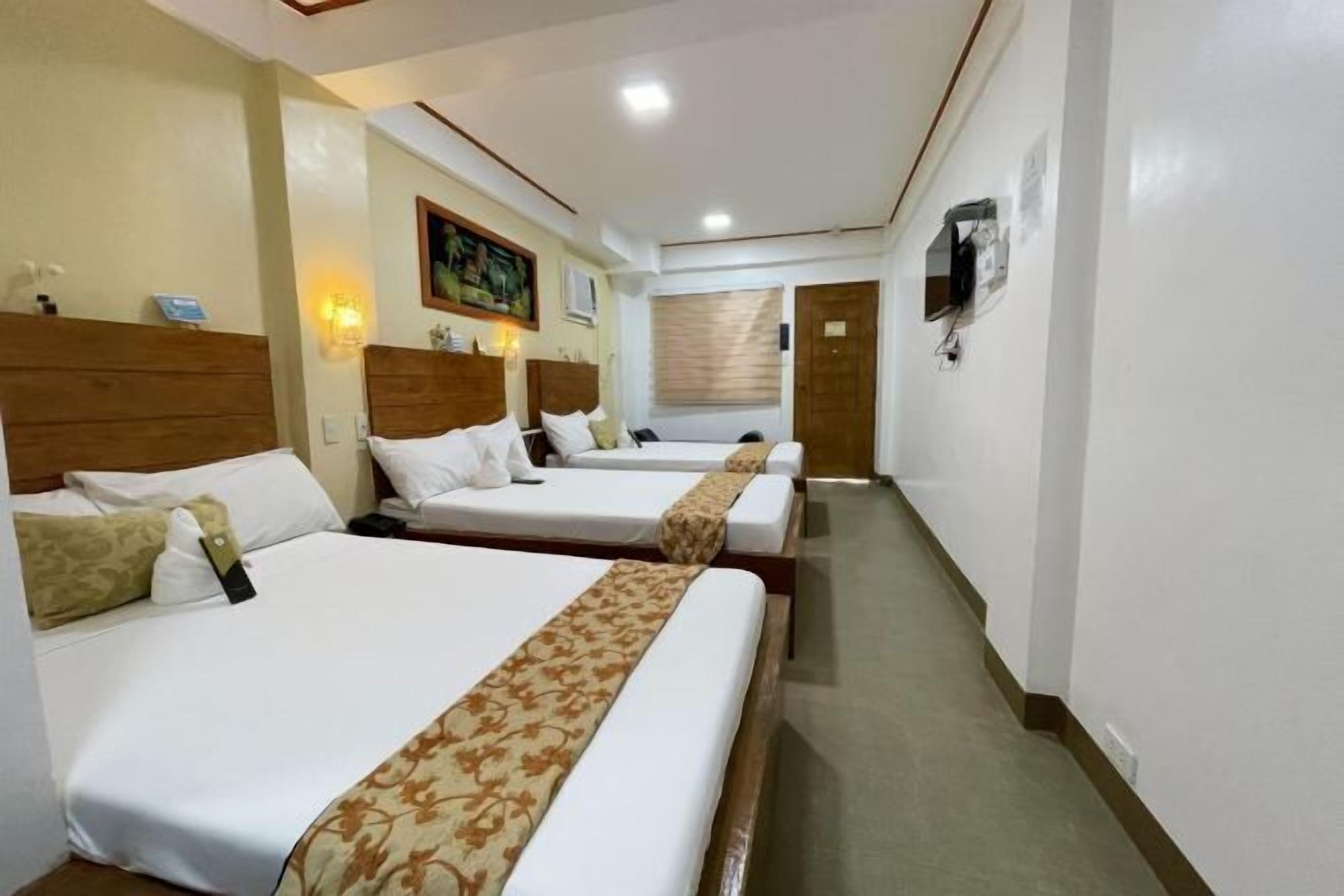 Een bureau, gratis wifi, rolstoeltoegang