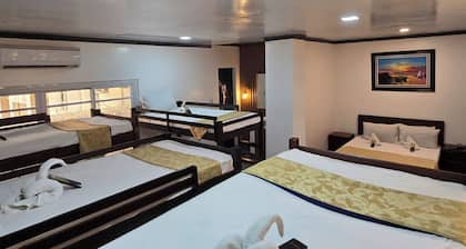 Captains Suites Albay