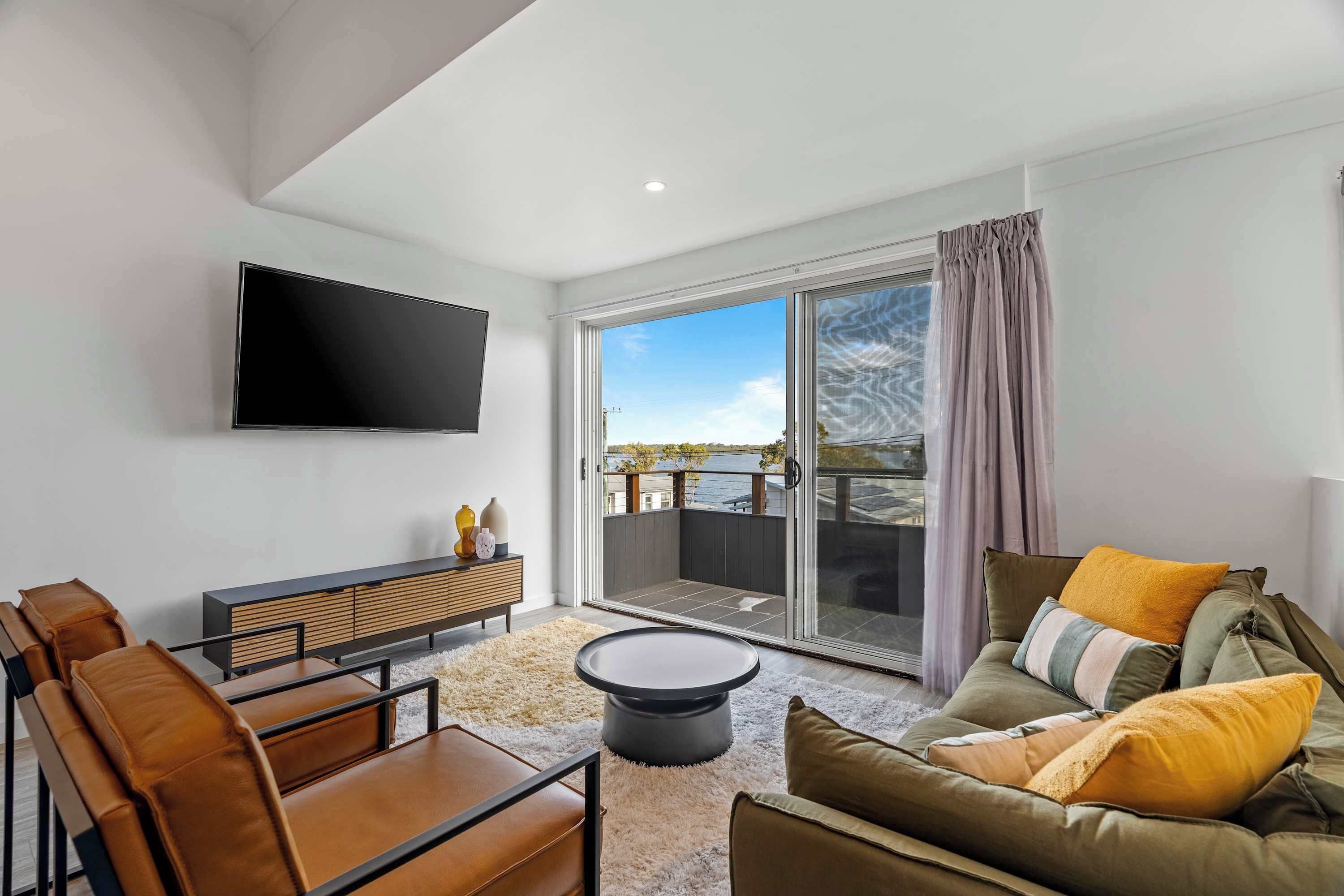 Fernseher, Arbeitsbereiche