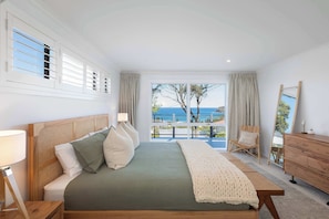 4 quartos, ferros/tábuas de passar roupa, Wi-Fi, roupa de cama