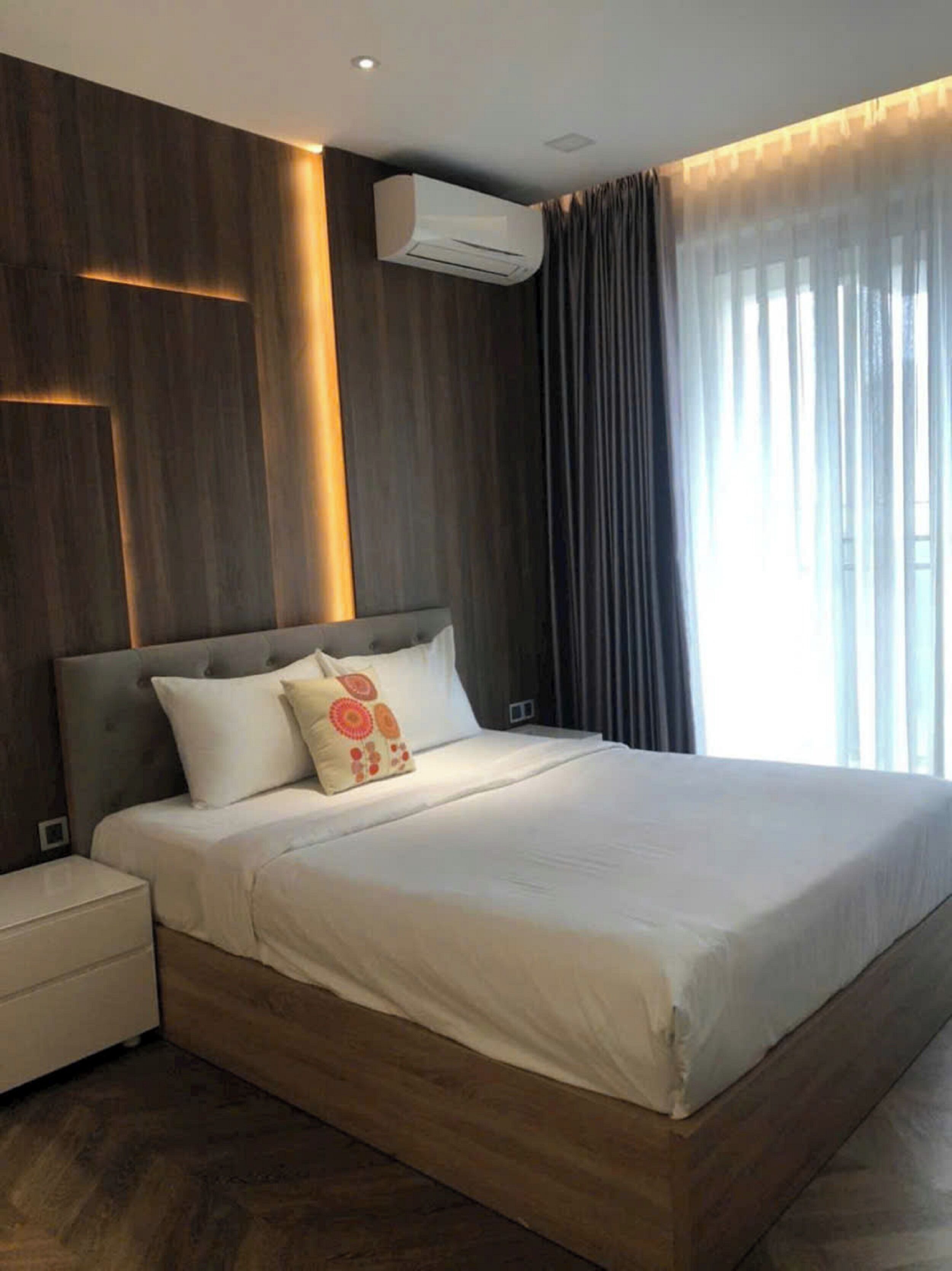 Suite présidentielle, 2 chambres, accès au bar-salon, vue sur le fleuve | Vue de la chambre
