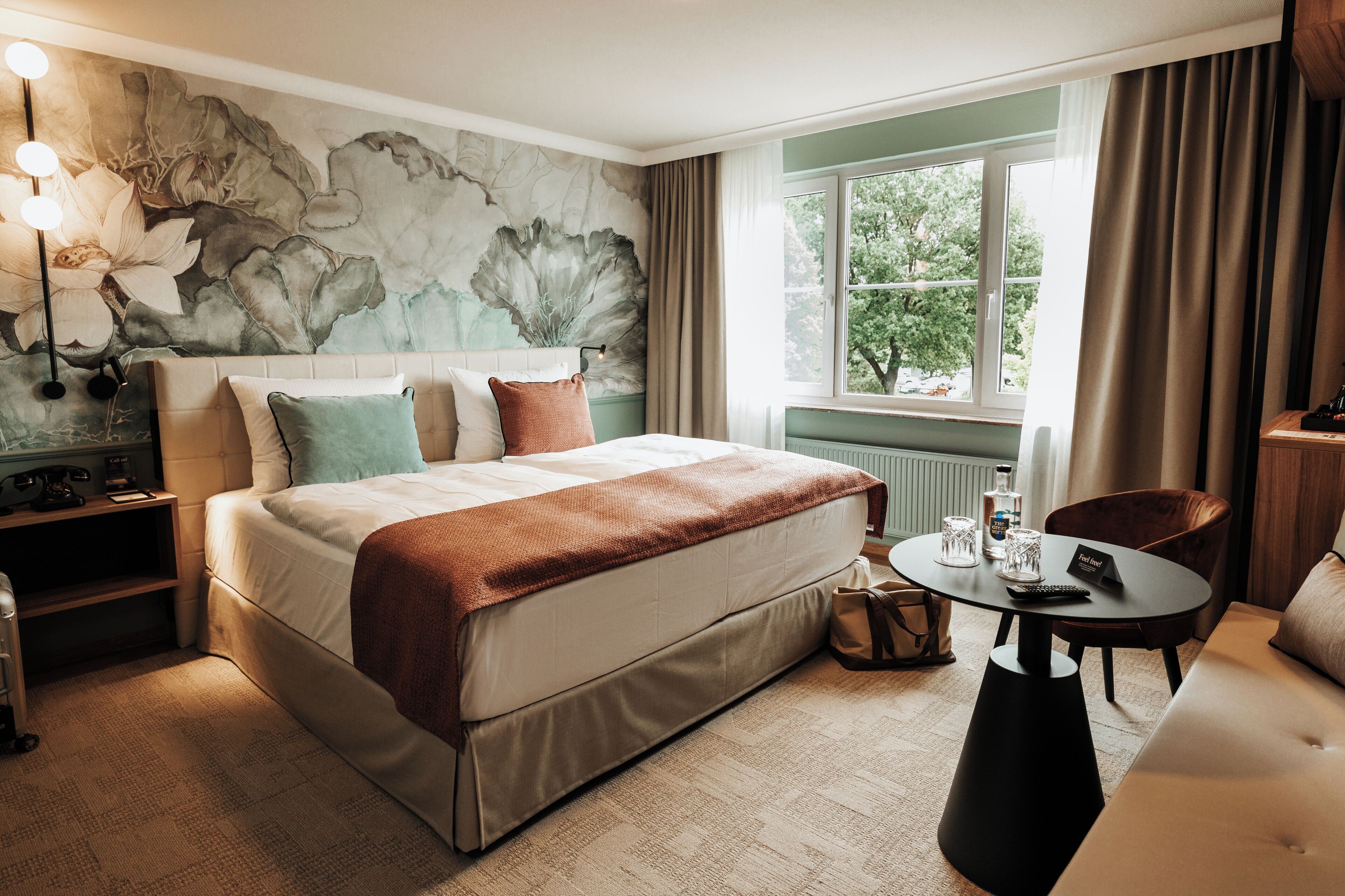 迷你吧、客房內保險箱、遮光布/窗簾、免費無線上網