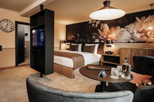 Habitación Deluxe doble | Minibar, caja fuerte, cortinas opacas y wifi gratis