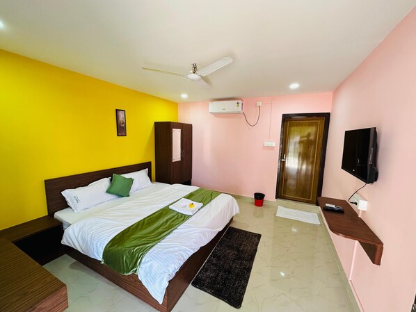 Economy Double Room | Desk, laptop workspace, free WiFi - Krystal Inn (Guwahati)