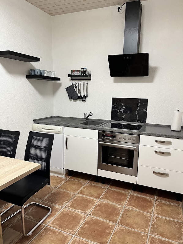 Fridge, microwave, oven, dishwasher