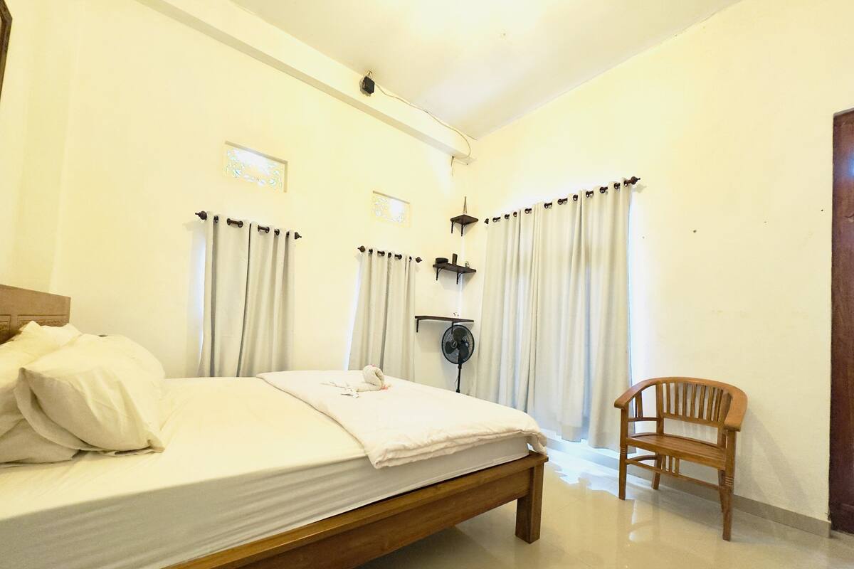 Standard Double Room, Balcony, Garden View