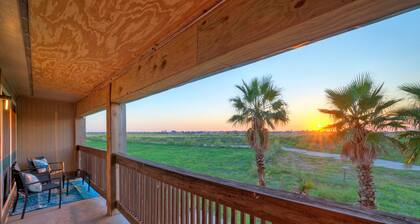 Minutes to the Beach, Pool, Balcony w/ Nature Views | Compass 17 by AvantStay