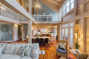 Smart TV - Beach Access, Steps Away | Seaclusion by AvantStay (Edisto Island)