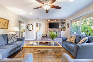 TV connectée, cheminée