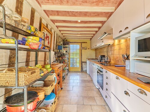 Wonderful private villa for 9 people with WIFI, private pool, TV and pets allowed