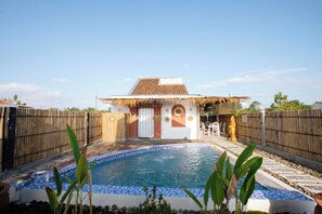 Outdoor pool -  Villa New D'Bamboo by Plesirhatiyogja (Sewon)