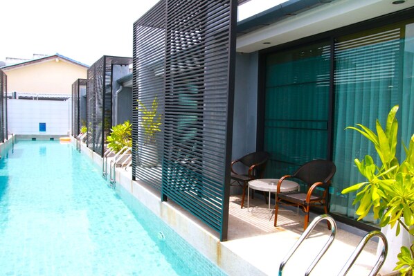 Deluxe Double Room, Pool Access | Terrace/patio