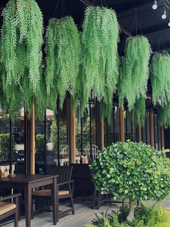 Aamiainen, lounas ja illallinen; fuusiokeittiö 