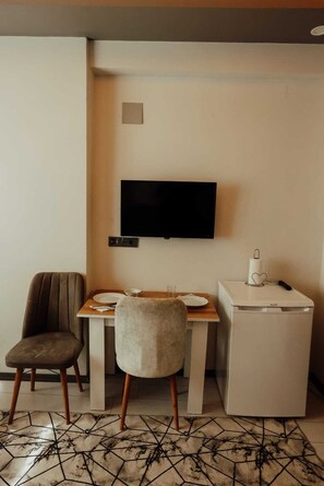 Bureau, espace de travail pour ordinateur portable