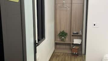 Habitación estándar | Tabla de planchar con plancha y wifi gratis