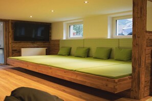 7 soverom, reiseseng for barn og wi-fi (inkludert)