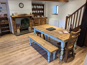 Dining - Yorkshire Dales Holiday Cottage in Dent. Self-catering, pet-friendly, sleeps 8. (Dent)