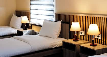 Gosty Hotel