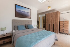 3 bedrooms, in-room safe, iron/ironing board, free WiFi