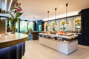 Termasuk sarapan bufet setiap hari 