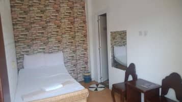 Superior Double Room | Laptop workspace, soundproofing, free WiFi, bed sheets