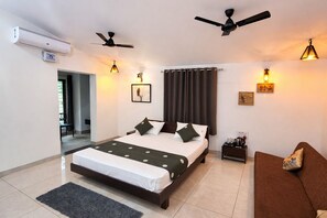 Elite Room, Resort View | In-room safe, desk, blackout drapes, soundproofing - Hiran Gir Retreat Sasan Gir (Talala)