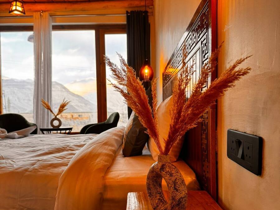 Quarto casal luxo, vista para a montanha | Roupa de cama