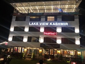 Exterior - Hotel Lake View Kashmir (Srinagar)