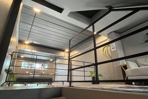 Unclassified image, 5 of 21, button - Friends Station Hostel & Cafe (Pattaya)
