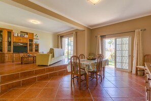 3 bedrooms