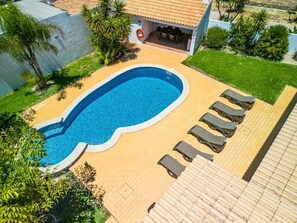 3 bedrooms