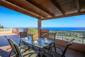 5 bedrooms - Villa Doreta in Koridallos (Zakynthos)