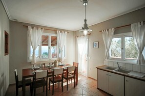 5 bedrooms - Villa Doreta in Koridallos (Zakynthos)