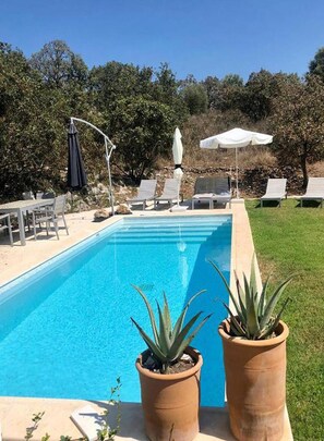 Outdoor pool - Villa Voukithro in Ionian Islands (Corfu)