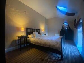 Casa | 4 habitaciones, tabla de planchar con plancha y wifi gratis