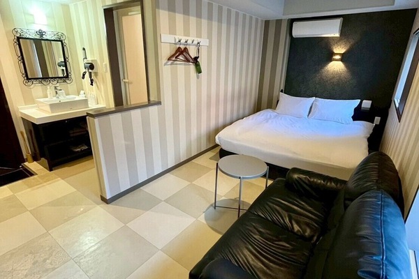 Basic Double Room | Down comforters, WiFi (free), bed sheets