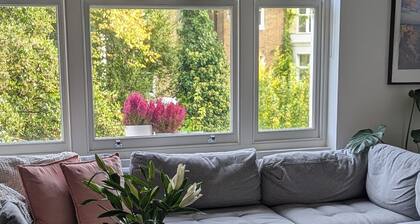 Peaceful home in an idyllic London neighborhood