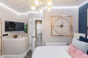 3 Schlafzimmer, Bügeleisen/Bügelbrett, Reisekinderbett, WLAN
