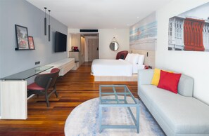 Deluxe Room | Premium bedding, minibar, in-room safe, individually decorated - Radisson RED Phuket Patong Beach (Patong)