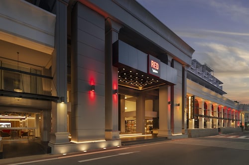 Radisson RED Phuket Patong Beach